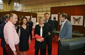 Déplacement de Mme Pompili, Secrétaire d'Etat chargée de la biodiversité, au Biomim'expo à Senlis