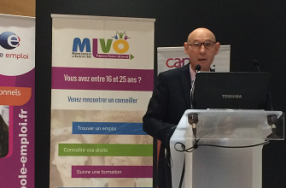 Francis Cloris, sous-Préfet de Senlis, présente le dispositif embauche PME à Nogent-sur-Oise